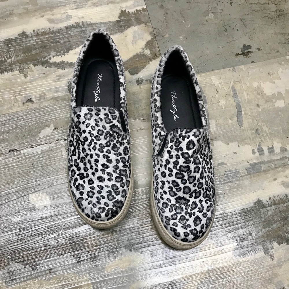 Herstyle Cheetah Loafers
